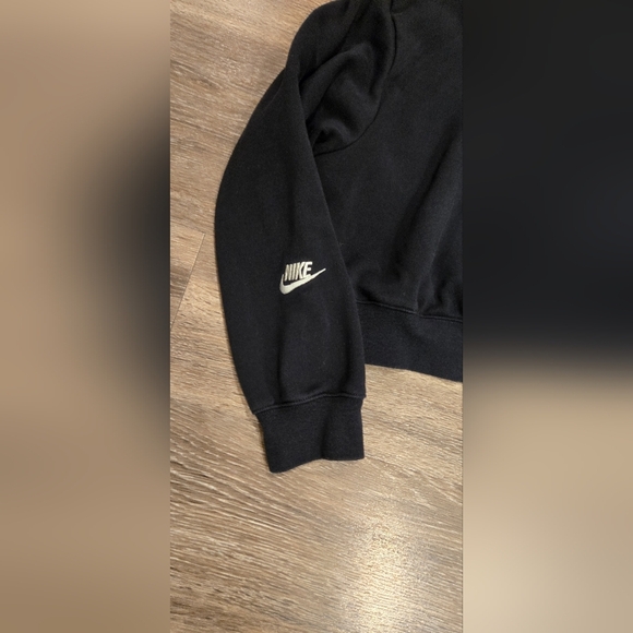 Nike Women's Sportswear Club Fleece Graphic Oversized Cropped Hoodie size Large - Picture 7 of 7